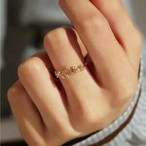 Gold Rhinestone Leaf Ring
